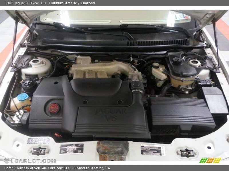 Platinum Metallic / Charcoal 2002 Jaguar X-Type 3.0