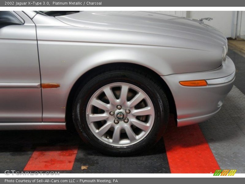 Platinum Metallic / Charcoal 2002 Jaguar X-Type 3.0