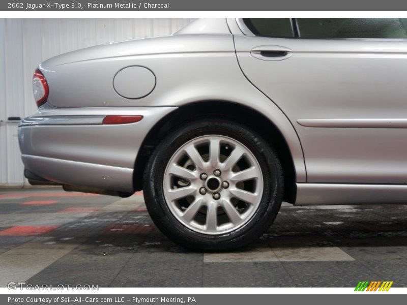 Platinum Metallic / Charcoal 2002 Jaguar X-Type 3.0