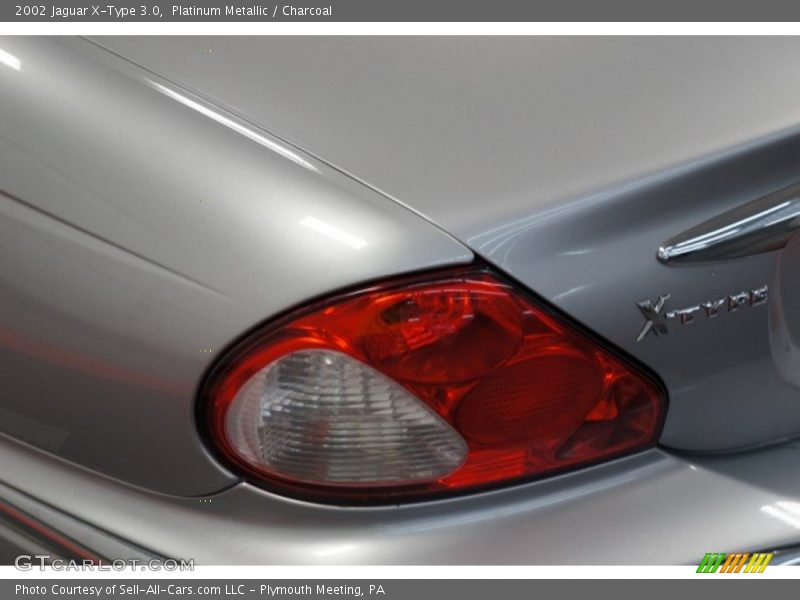 Platinum Metallic / Charcoal 2002 Jaguar X-Type 3.0