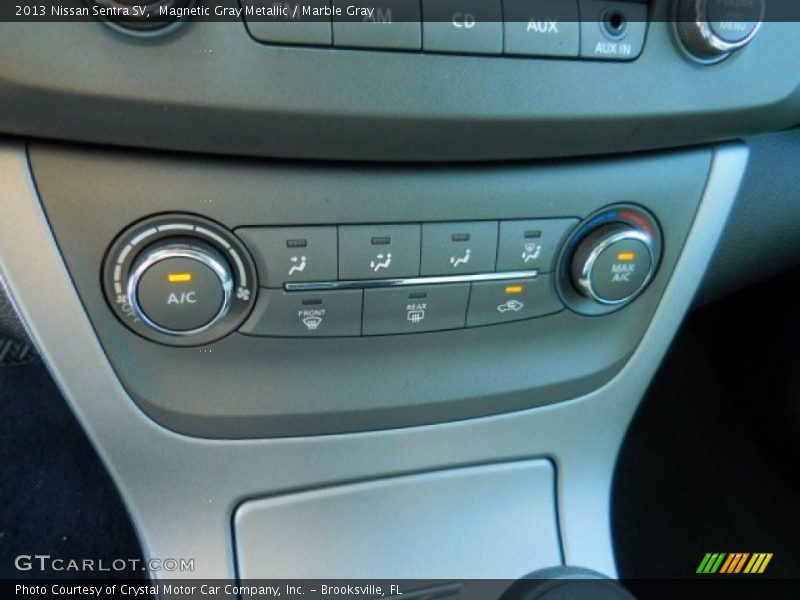 Magnetic Gray Metallic / Marble Gray 2013 Nissan Sentra SV