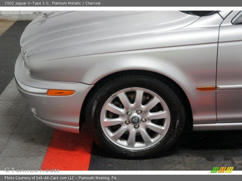 Platinum Metallic / Charcoal 2002 Jaguar X-Type 3.0