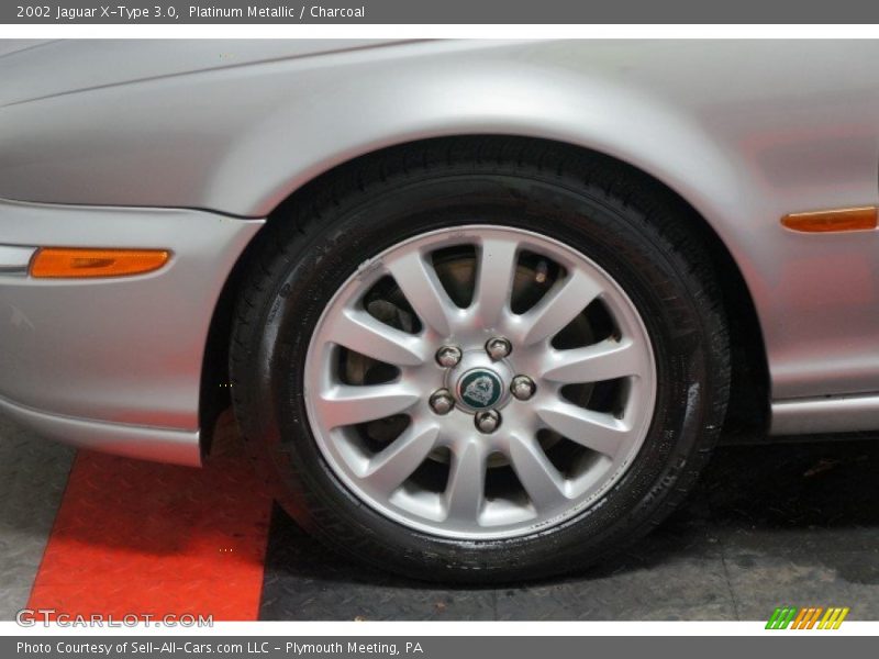 Platinum Metallic / Charcoal 2002 Jaguar X-Type 3.0