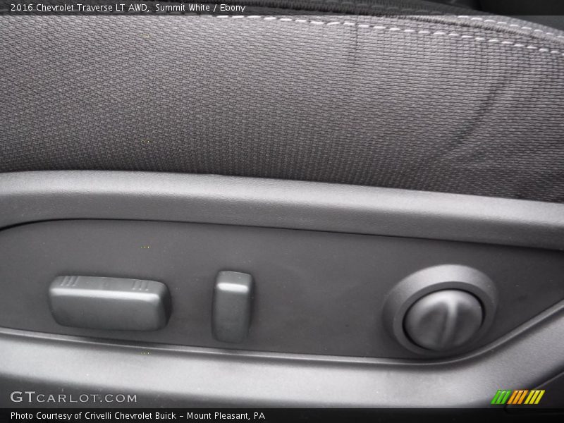 Summit White / Ebony 2016 Chevrolet Traverse LT AWD