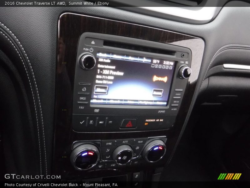 Summit White / Ebony 2016 Chevrolet Traverse LT AWD