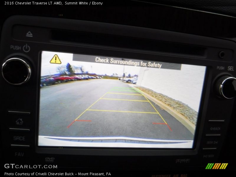 Summit White / Ebony 2016 Chevrolet Traverse LT AWD