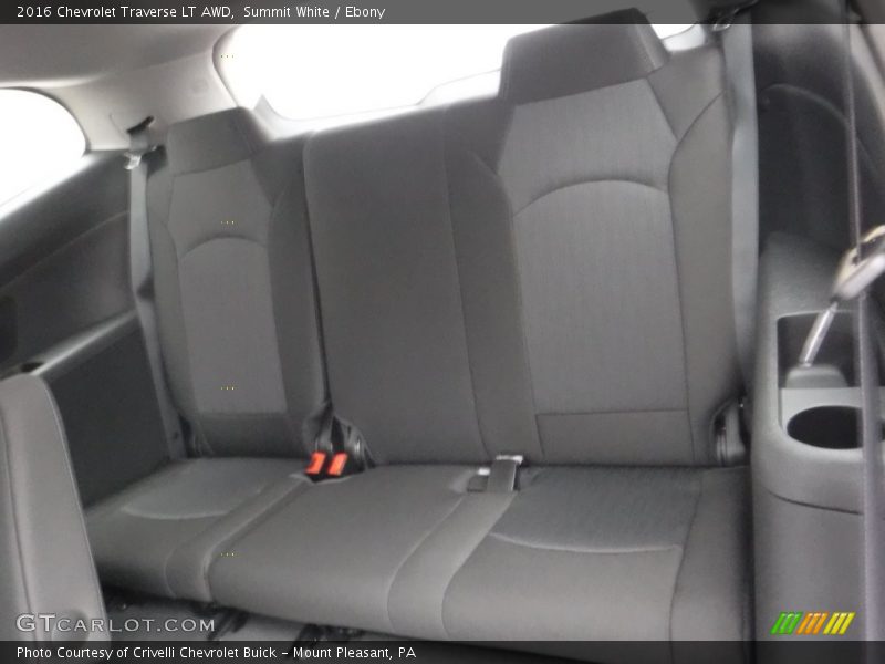 Summit White / Ebony 2016 Chevrolet Traverse LT AWD