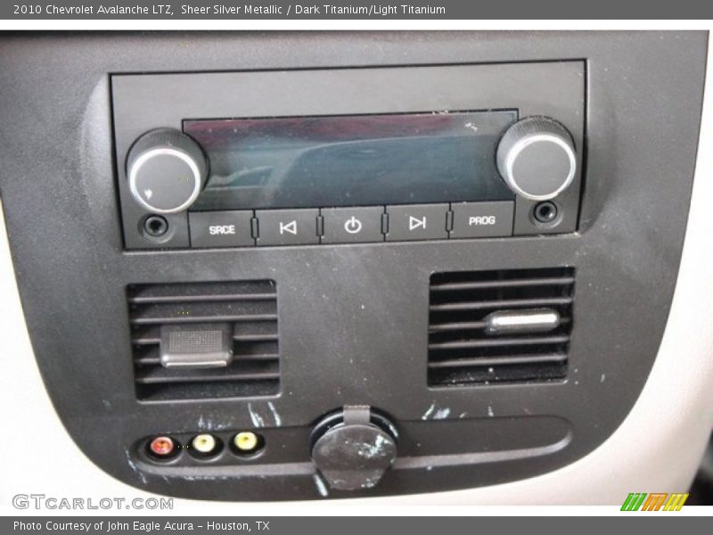 Sheer Silver Metallic / Dark Titanium/Light Titanium 2010 Chevrolet Avalanche LTZ