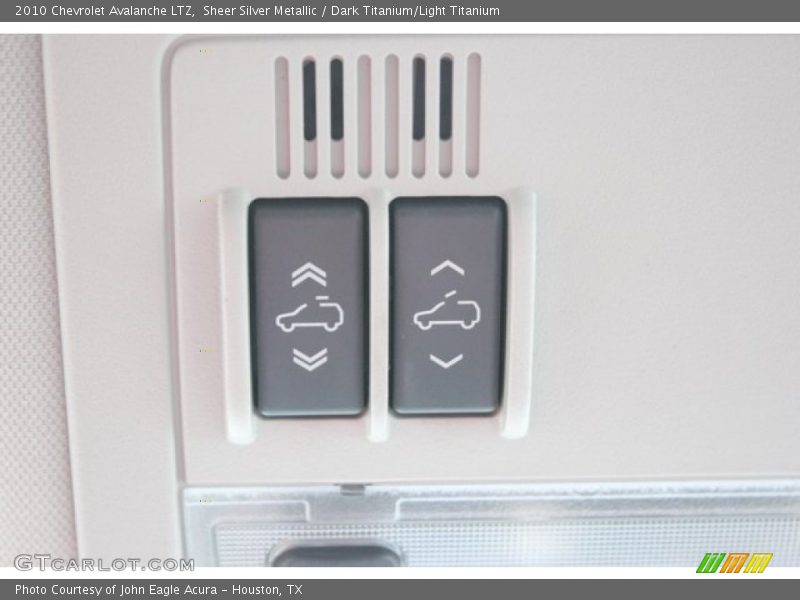 Sheer Silver Metallic / Dark Titanium/Light Titanium 2010 Chevrolet Avalanche LTZ
