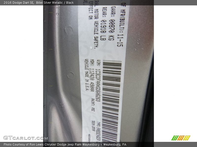 Billet Silver Metallic / Black 2016 Dodge Dart SE