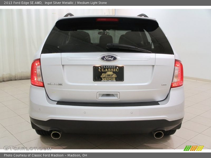 Ingot Silver Metallic / Medium Light Stone 2013 Ford Edge SE AWD