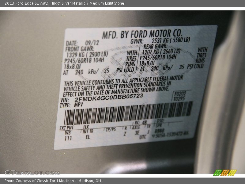 Ingot Silver Metallic / Medium Light Stone 2013 Ford Edge SE AWD