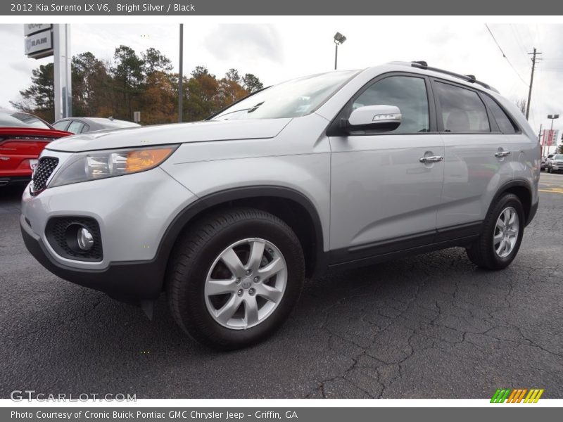 Front 3/4 View of 2012 Sorento LX V6
