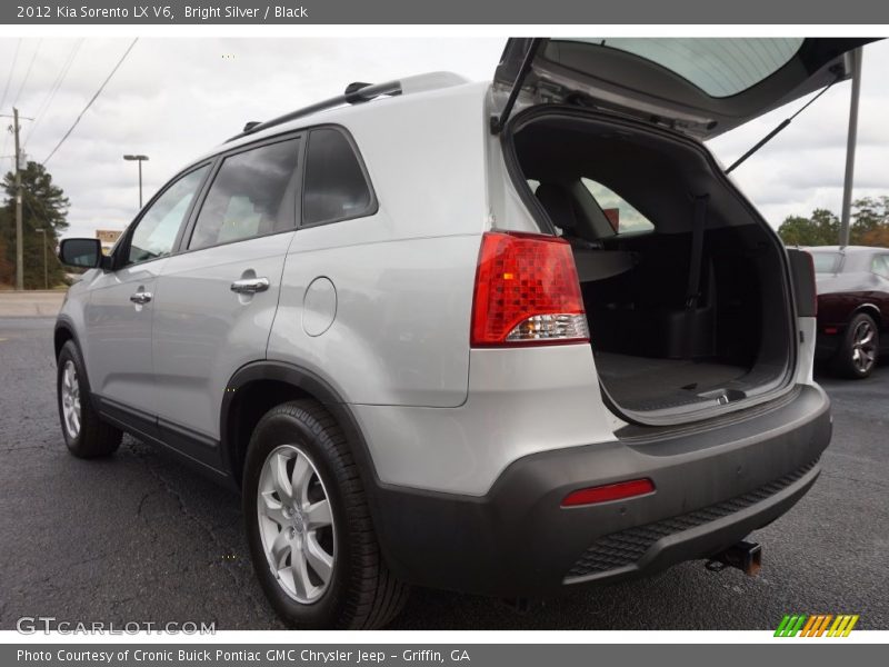 Bright Silver / Black 2012 Kia Sorento LX V6