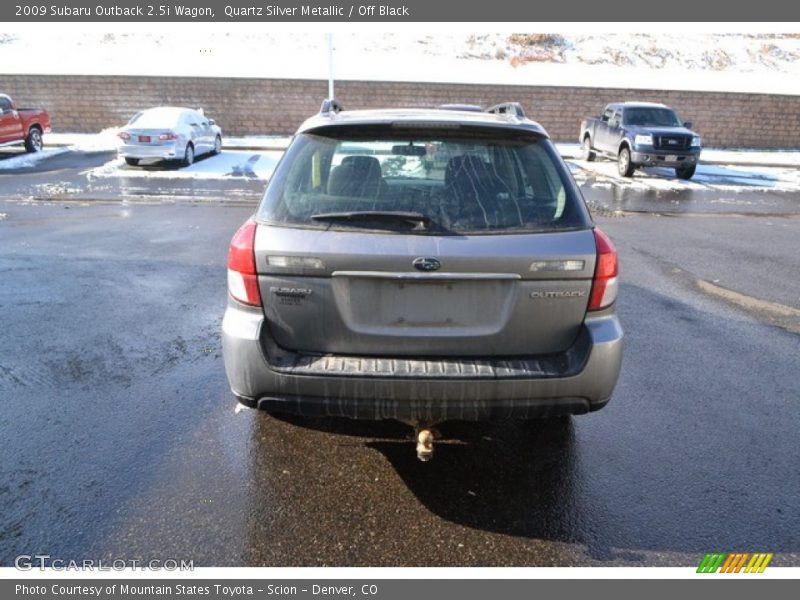 Quartz Silver Metallic / Off Black 2009 Subaru Outback 2.5i Wagon