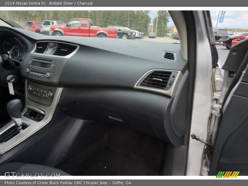 Brilliant Silver / Charcoal 2014 Nissan Sentra SV