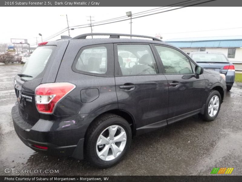 Dark Gray Metallic / Gray 2016 Subaru Forester 2.5i