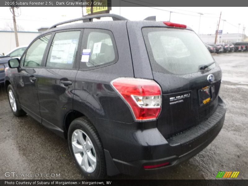 Dark Gray Metallic / Gray 2016 Subaru Forester 2.5i