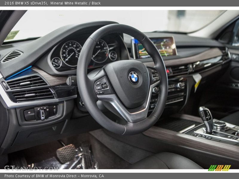 Mineral White Metallic / Black 2016 BMW X5 sDrive35i