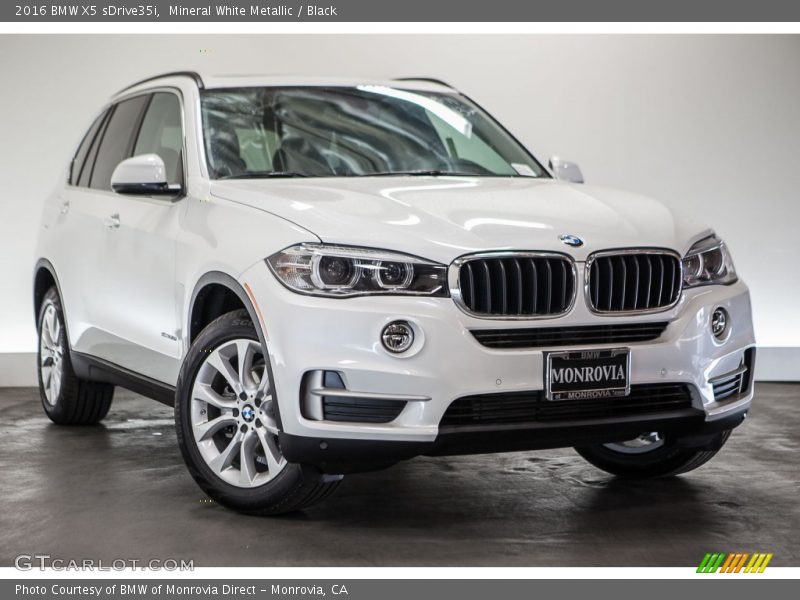 Mineral White Metallic / Black 2016 BMW X5 sDrive35i