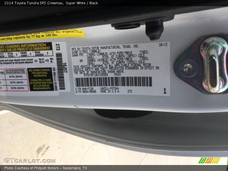 Super White / Black 2014 Toyota Tundra SR5 Crewmax