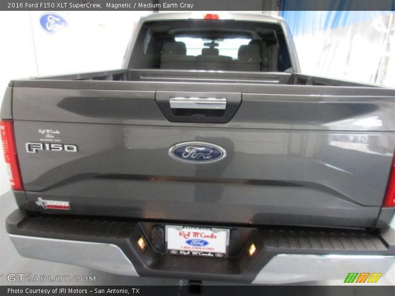 Magnetic / Medium Earth Gray 2016 Ford F150 XLT SuperCrew