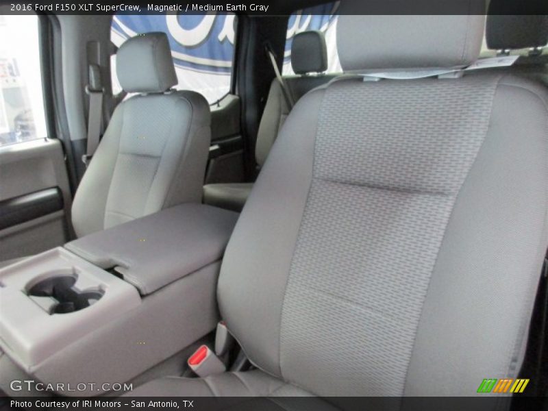 Magnetic / Medium Earth Gray 2016 Ford F150 XLT SuperCrew
