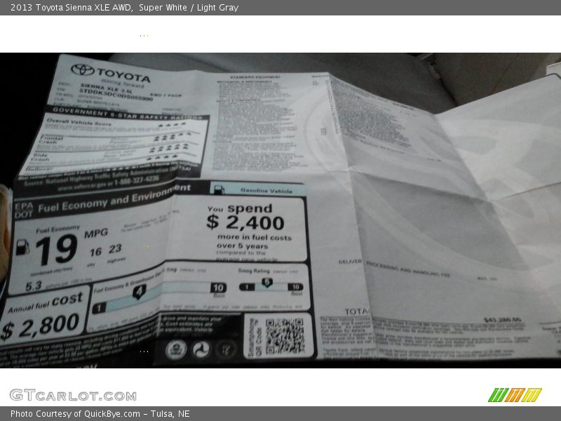 Super White / Light Gray 2013 Toyota Sienna XLE AWD