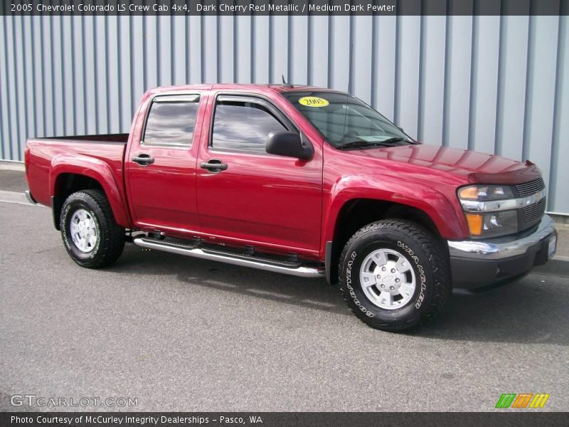 Dark Cherry Red Metallic / Medium Dark Pewter 2005 Chevrolet Colorado LS Crew Cab 4x4