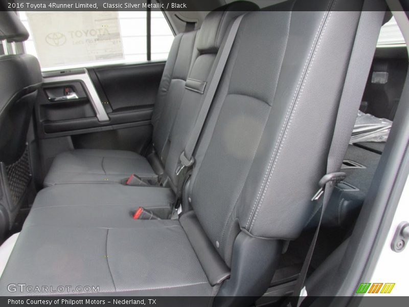 Classic Silver Metallic / Black 2016 Toyota 4Runner Limited