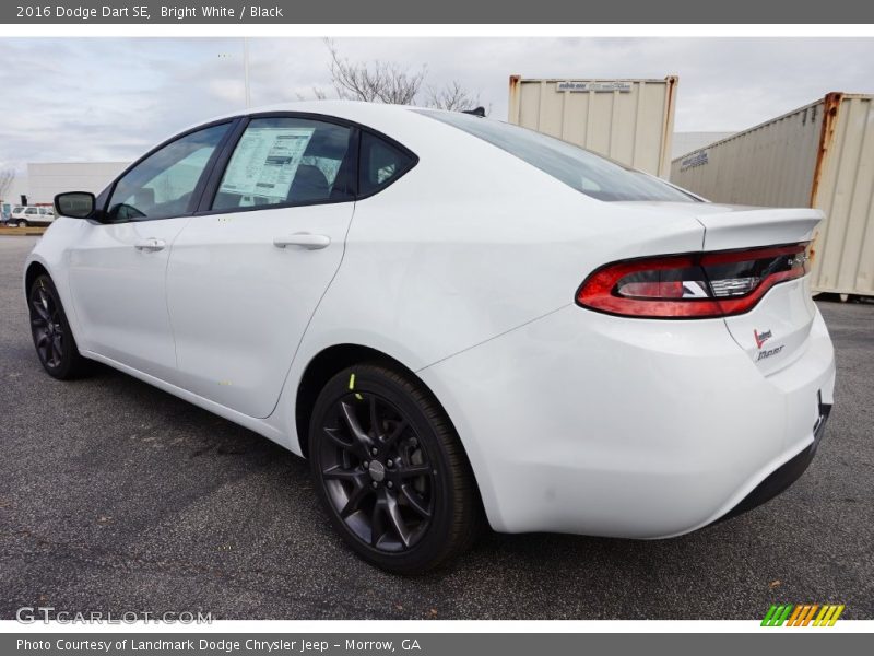 Bright White / Black 2016 Dodge Dart SE