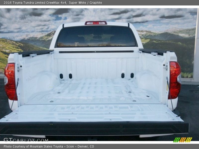 Super White / Graphite 2016 Toyota Tundra Limited CrewMax 4x4