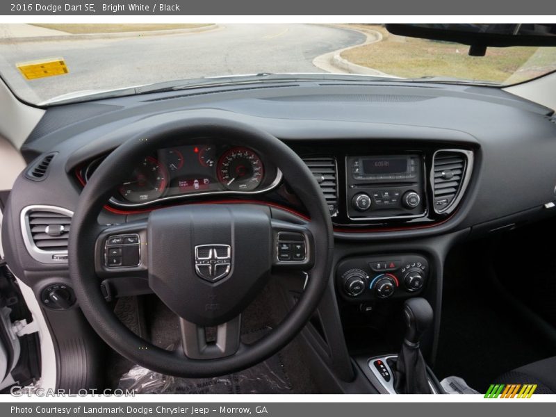 Bright White / Black 2016 Dodge Dart SE