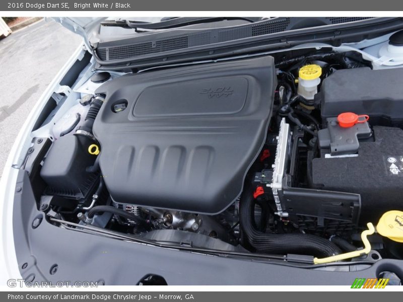 Bright White / Black 2016 Dodge Dart SE