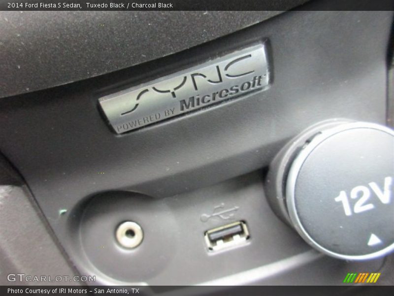 Tuxedo Black / Charcoal Black 2014 Ford Fiesta S Sedan