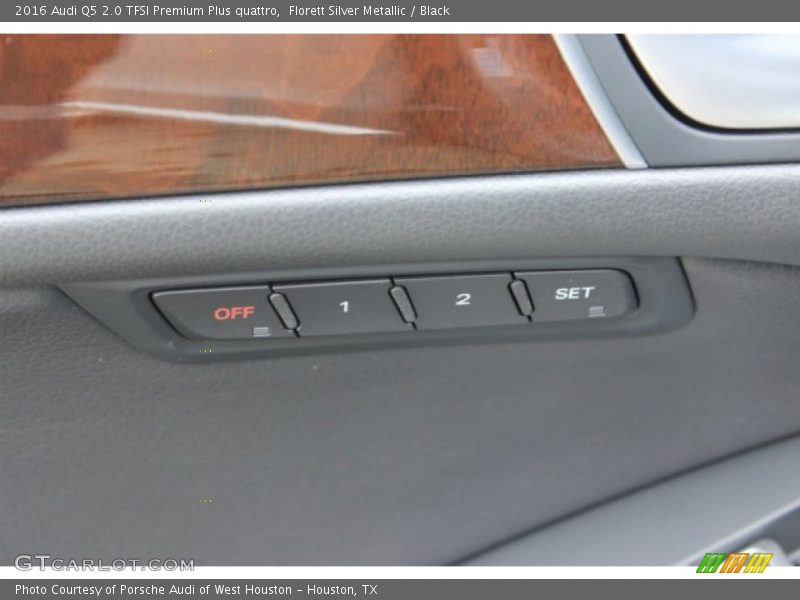 Florett Silver Metallic / Black 2016 Audi Q5 2.0 TFSI Premium Plus quattro