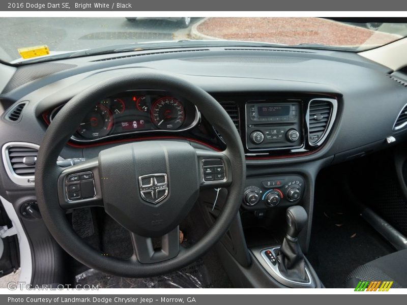 Bright White / Black 2016 Dodge Dart SE