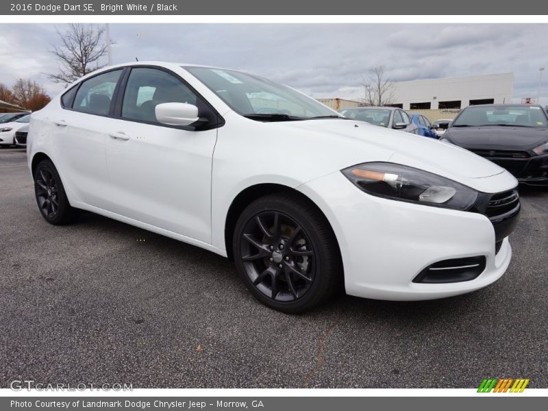 Bright White / Black 2016 Dodge Dart SE