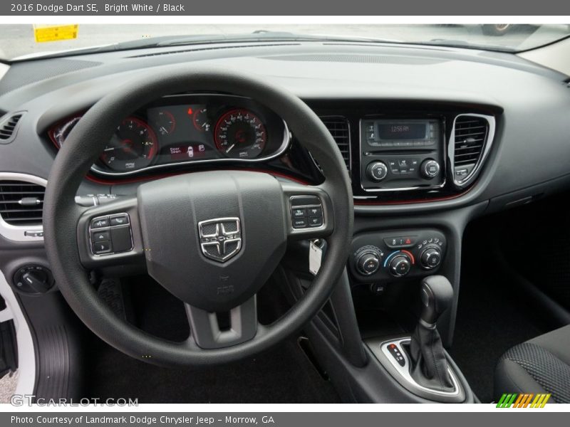 Bright White / Black 2016 Dodge Dart SE