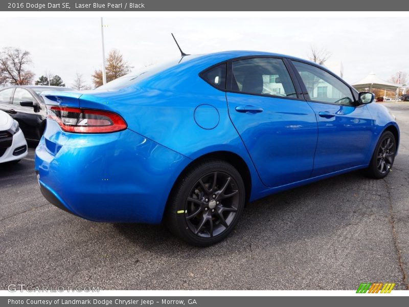 Laser Blue Pearl / Black 2016 Dodge Dart SE