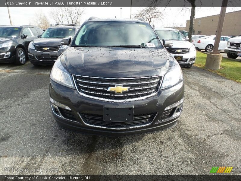 Tungsten Metallic / Ebony 2016 Chevrolet Traverse LT AWD