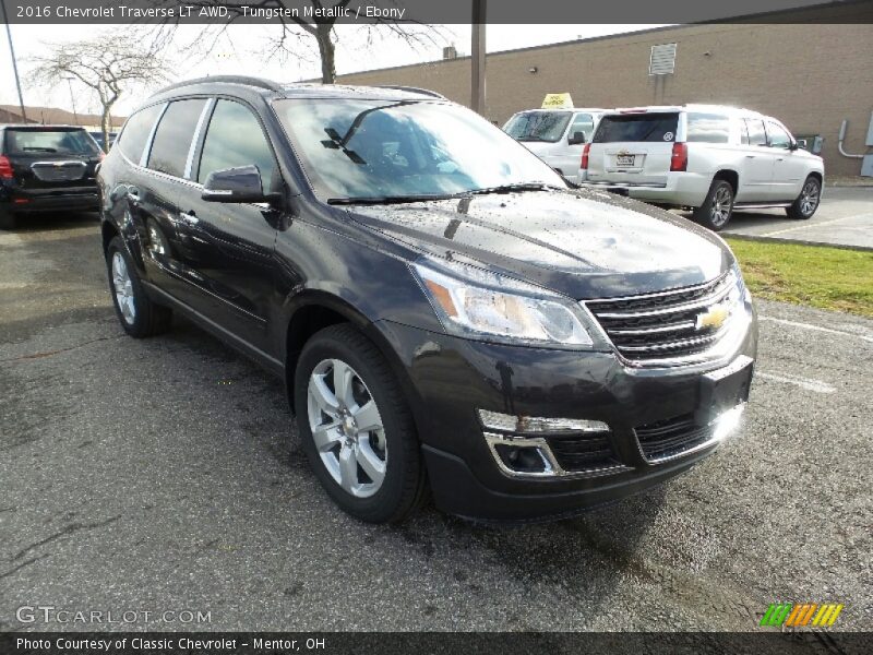 Tungsten Metallic / Ebony 2016 Chevrolet Traverse LT AWD