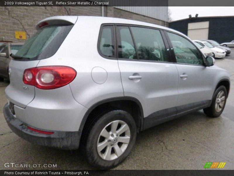 Reflex Silver Metallic / Charcoal 2009 Volkswagen Tiguan SE