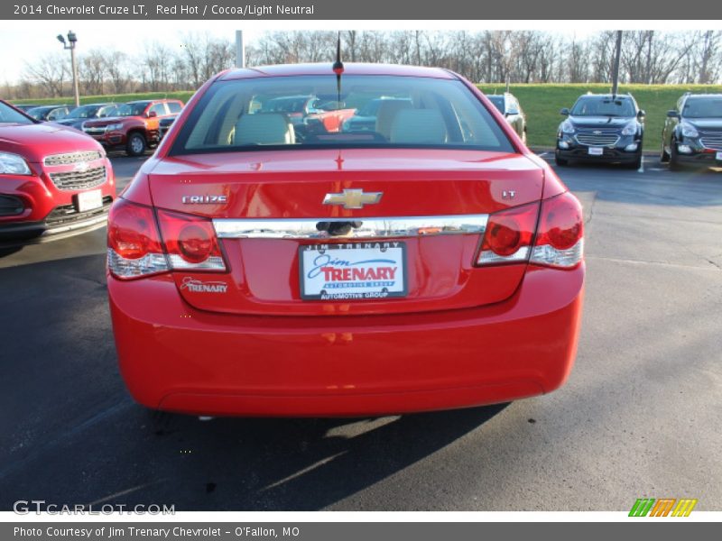 Red Hot / Cocoa/Light Neutral 2014 Chevrolet Cruze LT