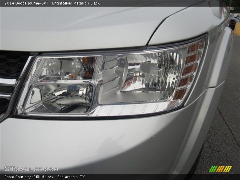 Bright Silver Metallic / Black 2014 Dodge Journey SXT