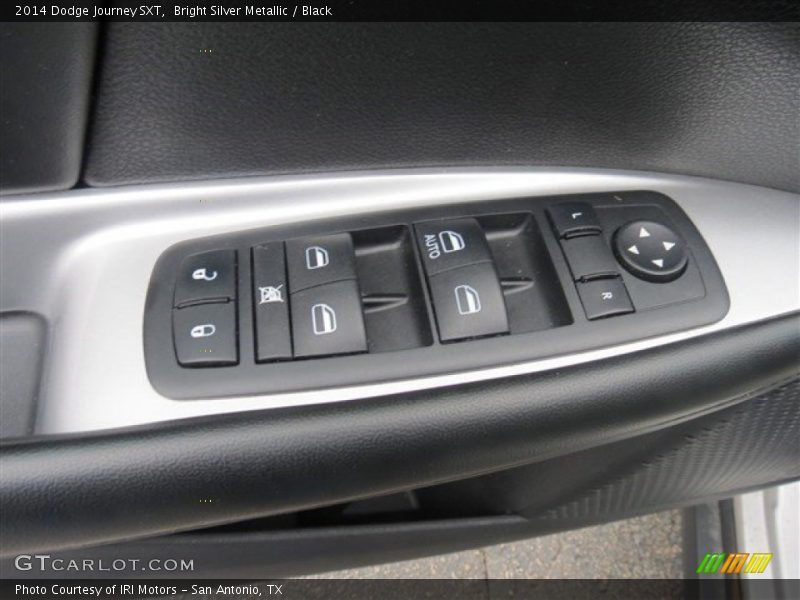 Bright Silver Metallic / Black 2014 Dodge Journey SXT