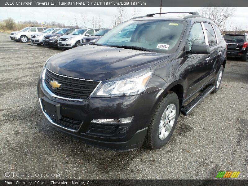 Tungsten Metallic / Dark Titanium/Light Titanium 2016 Chevrolet Traverse LS