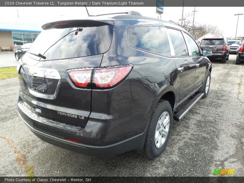 Tungsten Metallic / Dark Titanium/Light Titanium 2016 Chevrolet Traverse LS