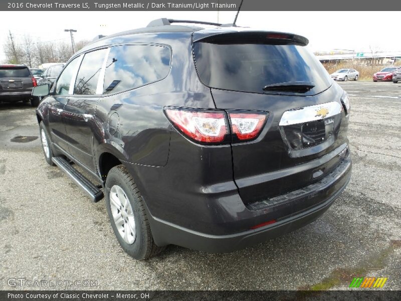 Tungsten Metallic / Dark Titanium/Light Titanium 2016 Chevrolet Traverse LS