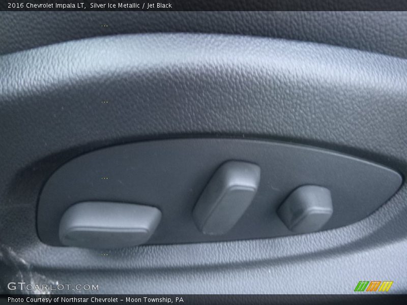 Silver Ice Metallic / Jet Black 2016 Chevrolet Impala LT